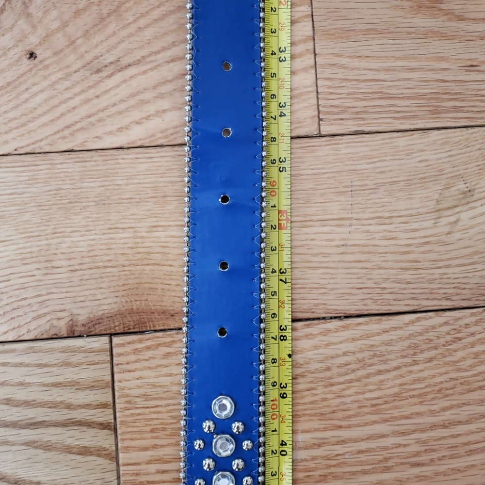 Womens Rhinestone Belt - Picture 6 of 8